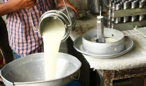 दूधको उपभोक्ता मूल्य अब लिटरको ८५ रुपैयाँ,प्रतिलिटर नौ रुपैयाँले बढ्यो