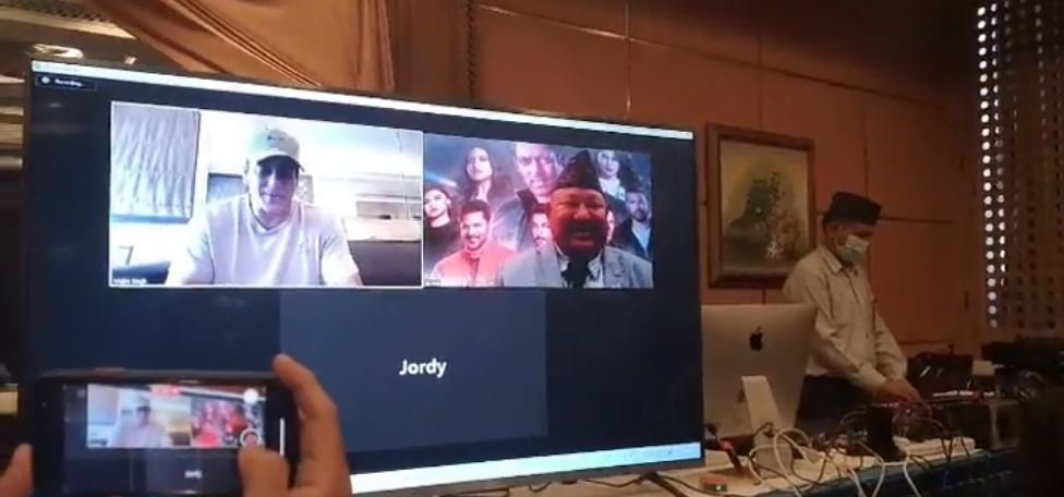 सलमान खानसँगकाे भिडियो कन्फ्रेन्समा मन्त्री आलेले भने, ‘हम बहुत खुस हुआ’
